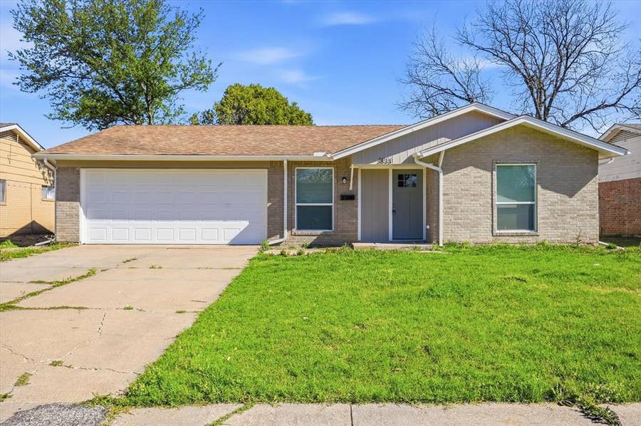 Property photo for 3833 Finley Road, Irving, TX