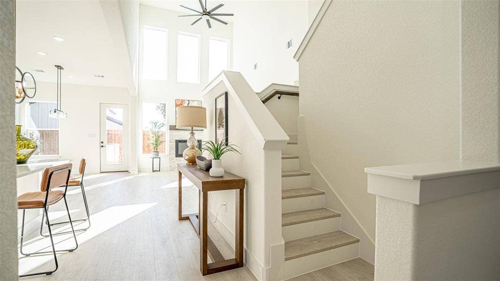 5634 Barkridge Drive, Granbury, TX 76048