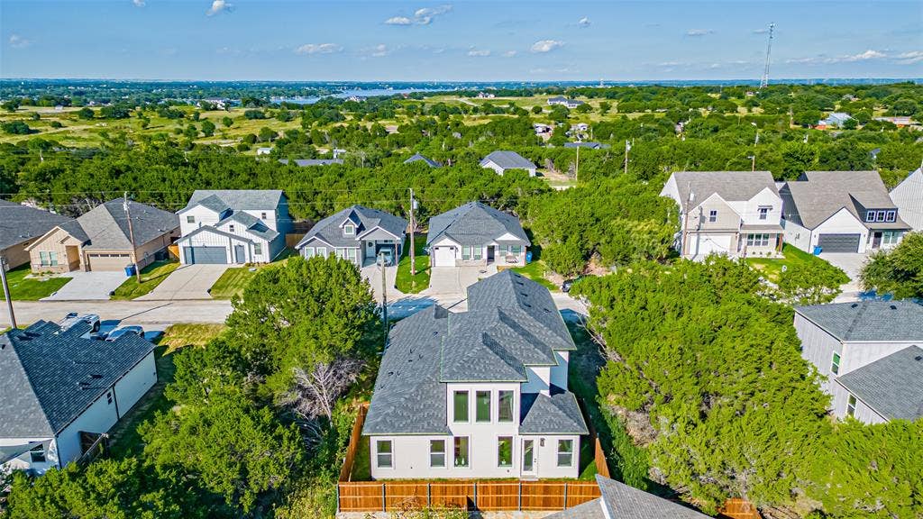 5634 Barkridge Drive, Granbury, TX 76048