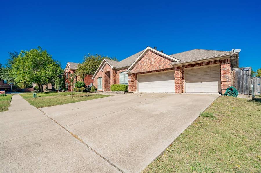 Property photo for 3208 Reagenea Drive, Wylie, TX