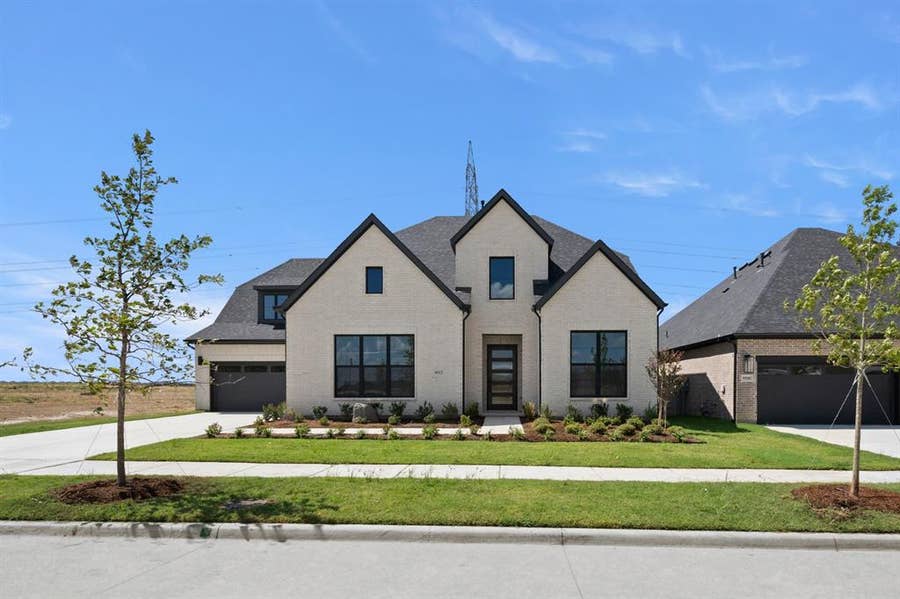 Property photo for 9512 Holly Blue Lane, Denton, TX
