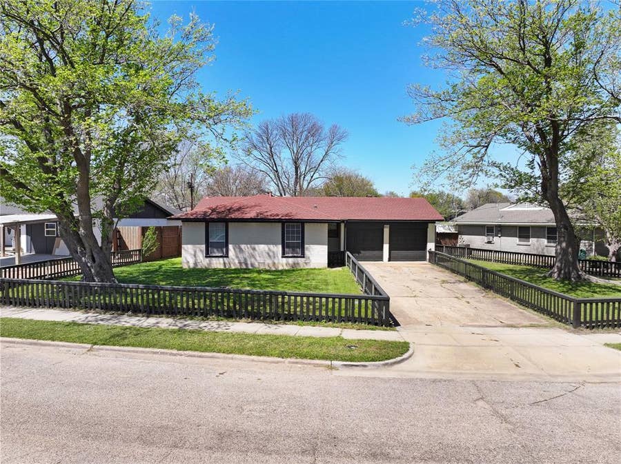 Property photo for 2707 Judy Drive, Mesquite, TX