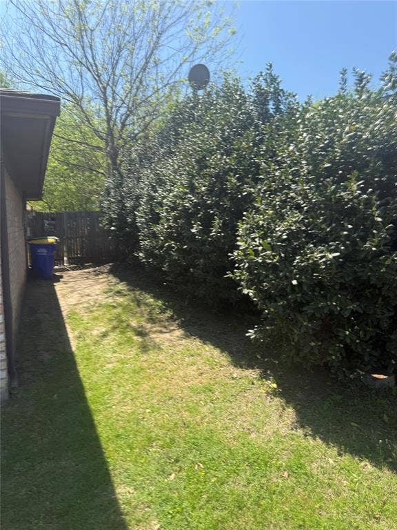 6036 Harrison Way, Watauga, TX 76148 View of yard