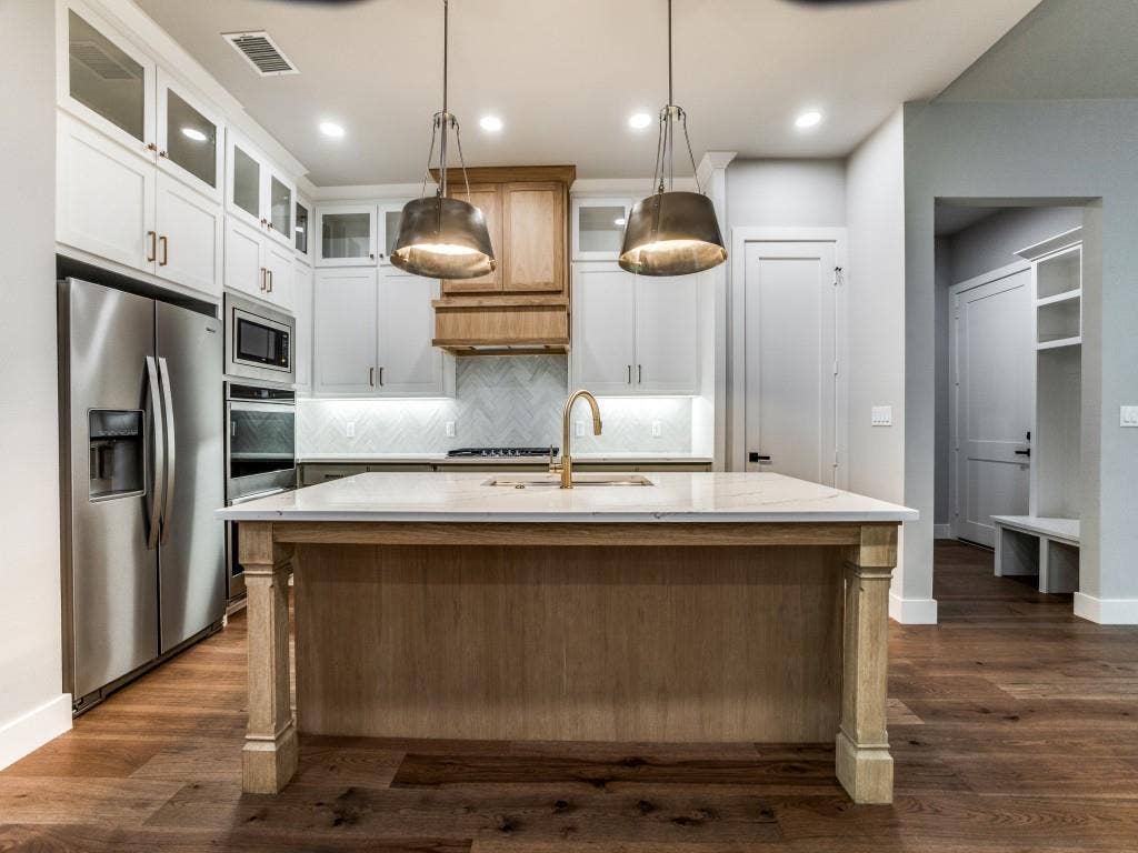 4585 Cascades Boulevard, Tyler, TX 75709 4585 Cascades Boulevard, Tyler, TX 75709