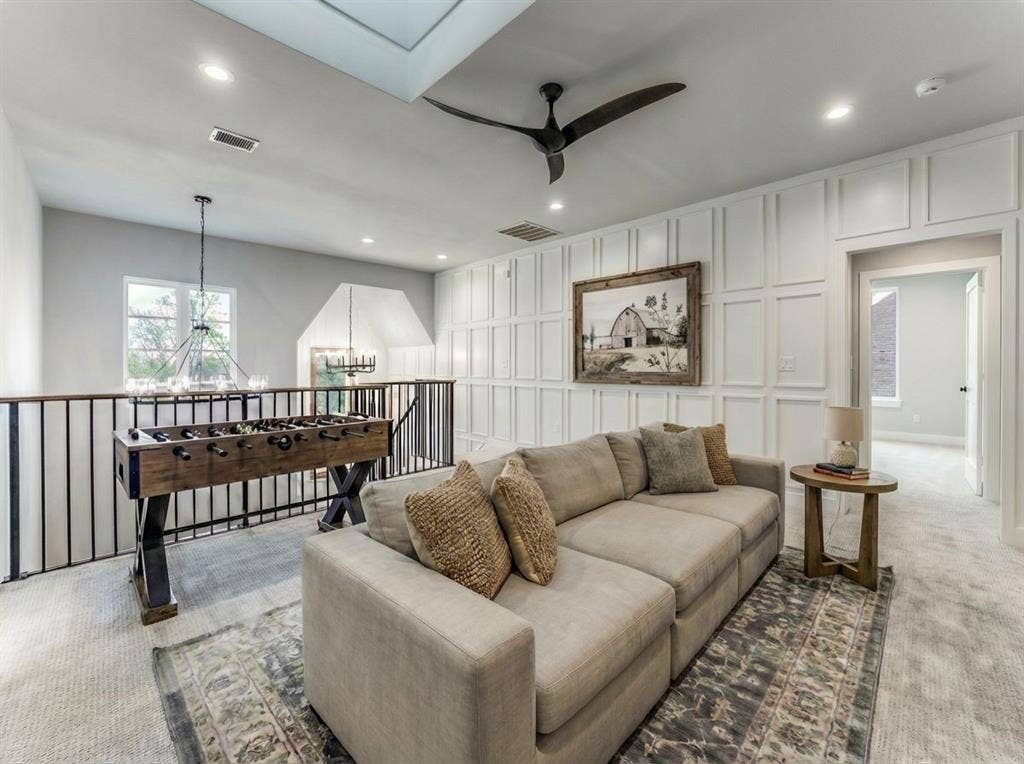 4585 Cascades Boulevard, Tyler, TX 75709 Virtually staged upstairs game room