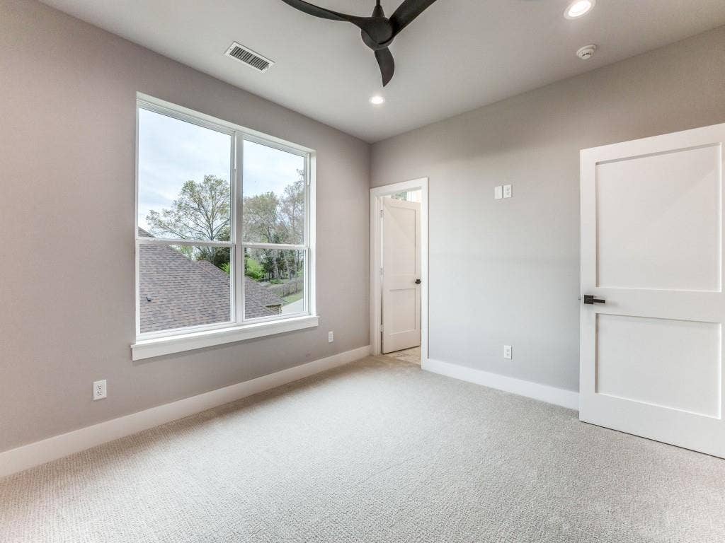 4585 Cascades Boulevard, Tyler, TX 75709 Upstairs bedroom 4