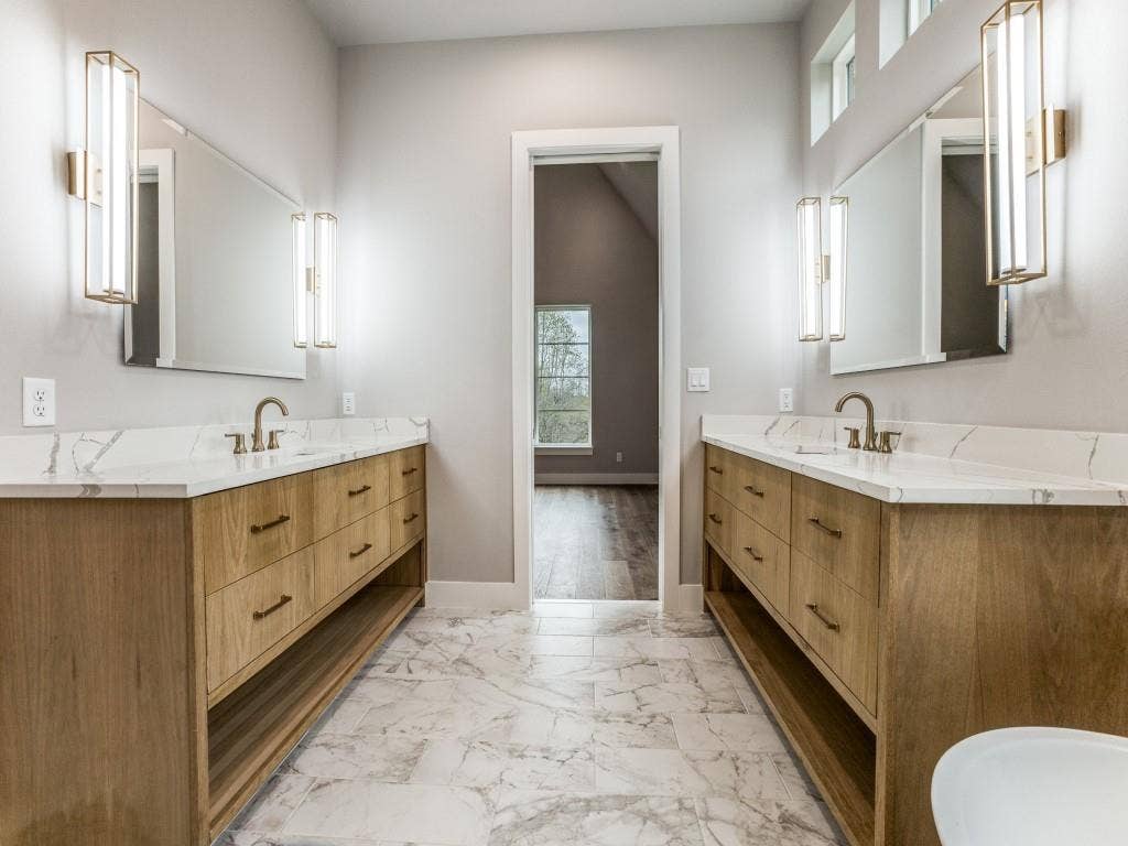 4585 Cascades Boulevard, Tyler, TX 75709 4585 Cascades Boulevard, Tyler, TX 75709