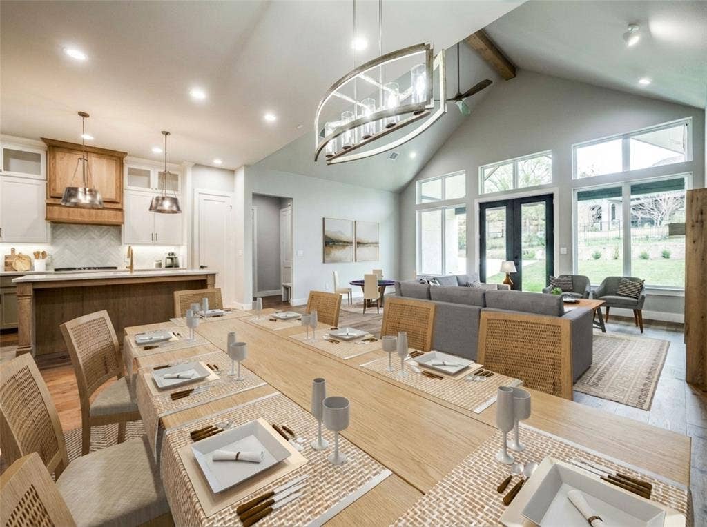 4585 Cascades Boulevard, Tyler, TX 75709 Expansive entertaining area, virtually staged