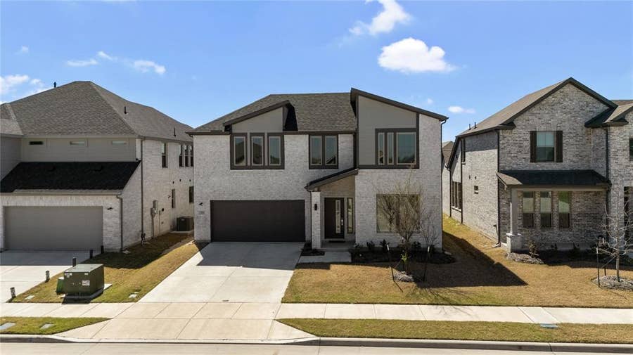 Property photo for 576 Silver Springs Lane, Lavon, TX