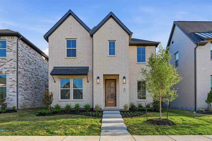 Property photo for 728 Isabel Street, Celina, TX