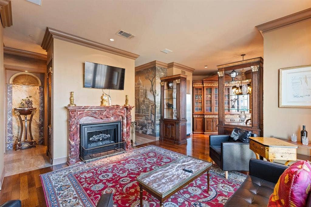 5320 E Mockingbird Lane, #L302, Dallas, TX 75206 5320 E Mockingbird Lane, #L302, Dallas, TX 75206