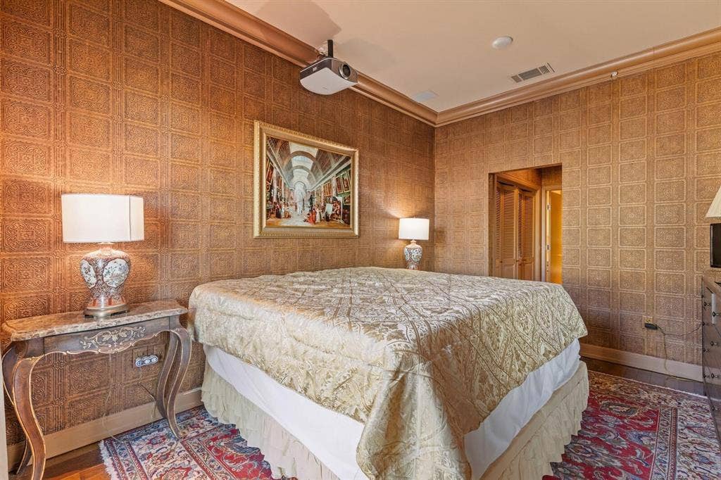 5320 E Mockingbird Lane, #L302, Dallas, TX 75206 5320 E Mockingbird Lane, #L302, Dallas, TX 75206