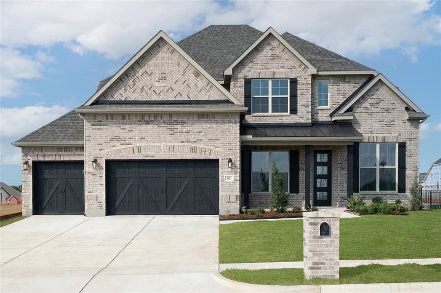 Property photo for 3504 Shining Light Court, Heath, TX