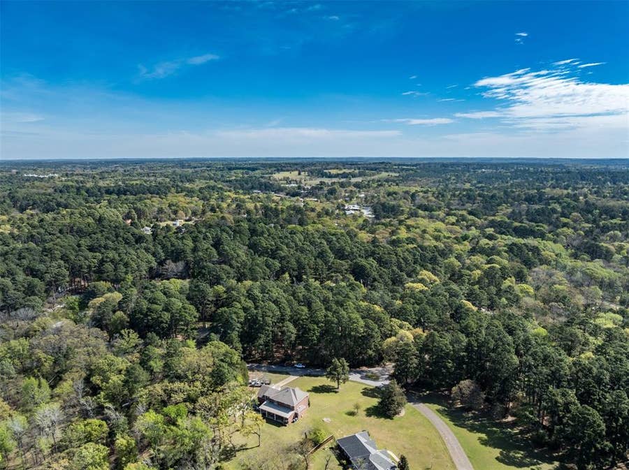 Property photo for 18591 Lazy Lane, Flint, TX