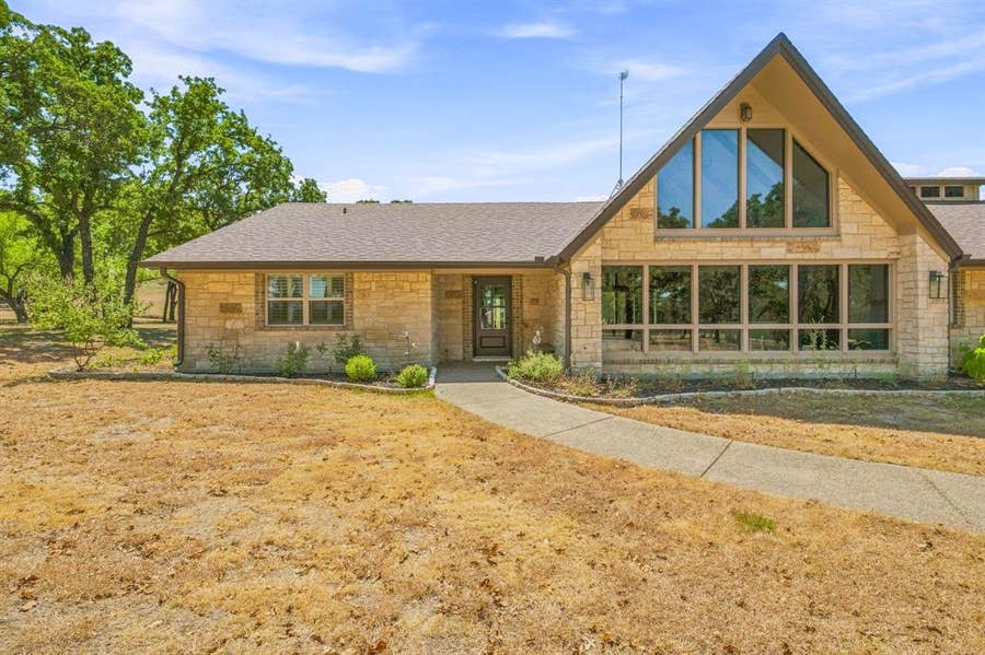 Property photo for 230 Private Road 2174, Decatur, TX