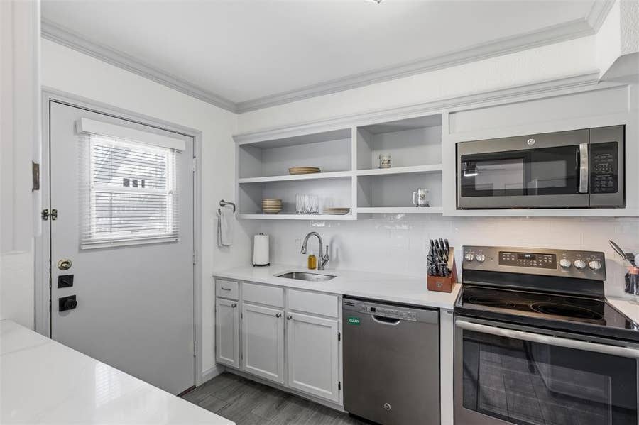 Property photo for 6015 E University Boulevard, #126, Dallas, TX