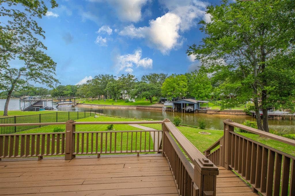 27 Sundown Trail, Star Harbor, TX 75148 27 Sundown Trail, Star Harbor, TX 75148