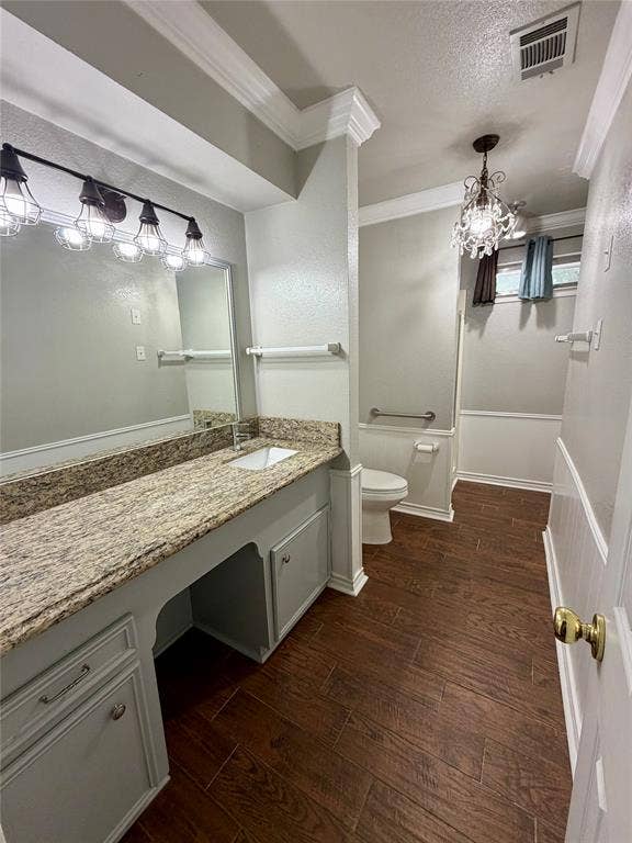 205 Mason Drive, Seven Points, TX 75143