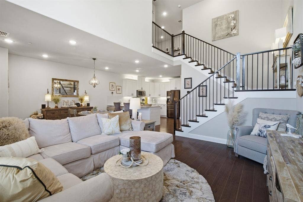 7247 Panicum Drive, Frisco, TX 75033 7247 Panicum Drive, Frisco, TX 75033