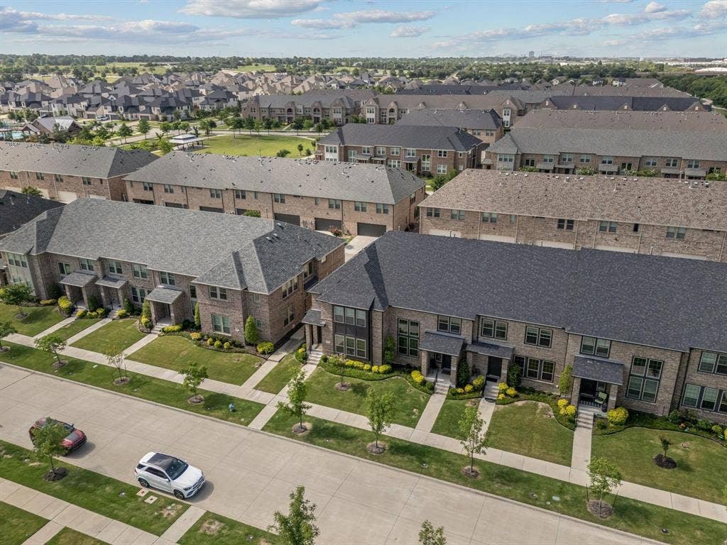 7247 Panicum Drive, Frisco, TX 75033 7247 Panicum Drive, Frisco, TX 75033