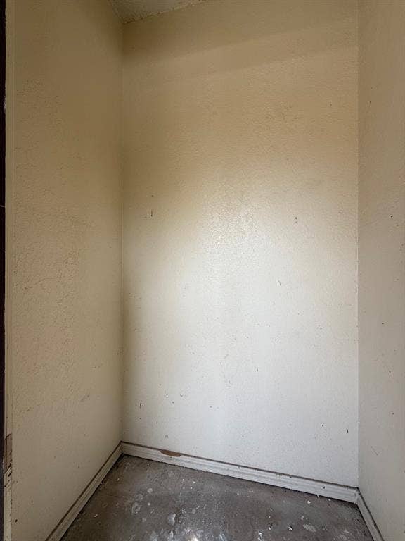 1723 Crest Grove Drive, #120B, Arlington, TX 76012 Patio Storage space