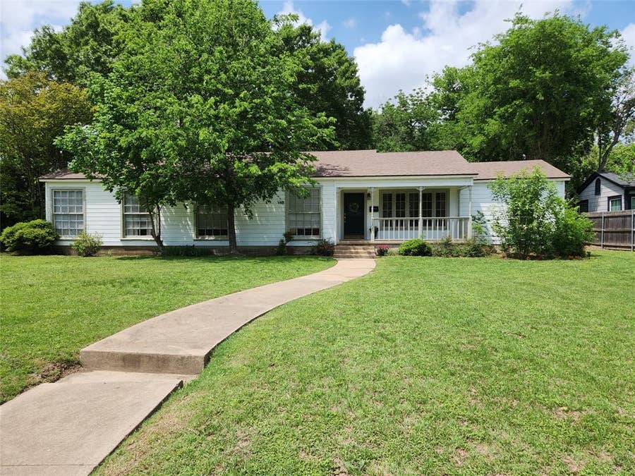 Property photo for 3205 Live Oak Avenue, Waco, TX