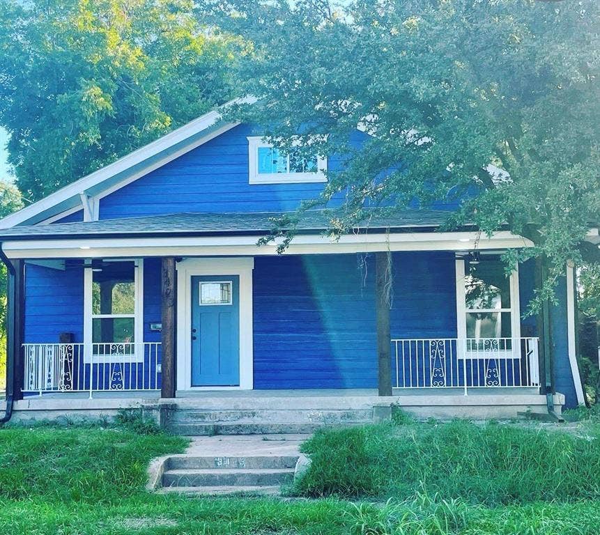 Property photo for 3423 S Harwood Street, Dallas, TX