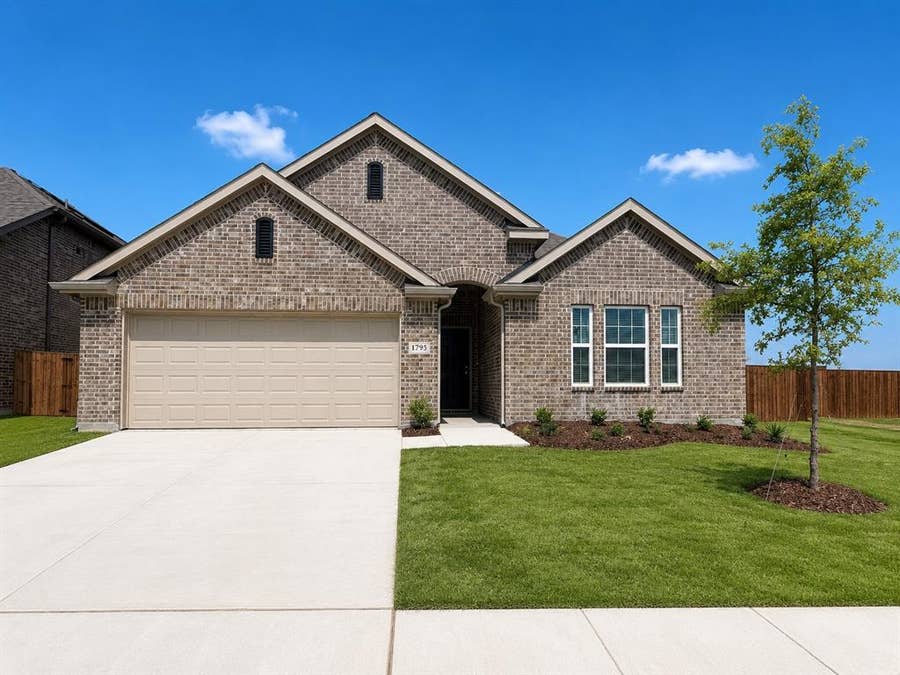 Property photo for 1795 Gleasondale Place, Forney, TX