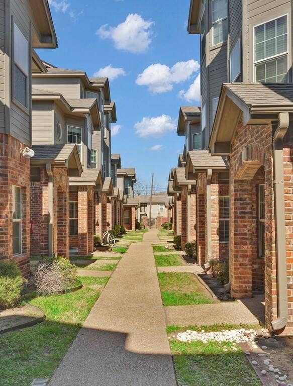 Property photo for 1701 S 12th Street, #1204, Waco, TX