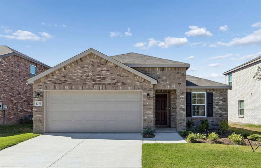 Property photo for 1076 Clear Dusk Lane, Forney, TX