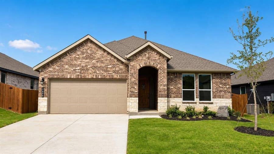 Property photo for 2608 GOLDFINCH Drive, Denton, TX