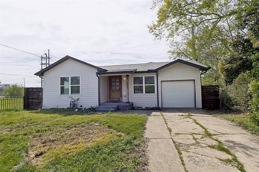 Property photo for 1646 Briarcliff Road, Dallas, TX