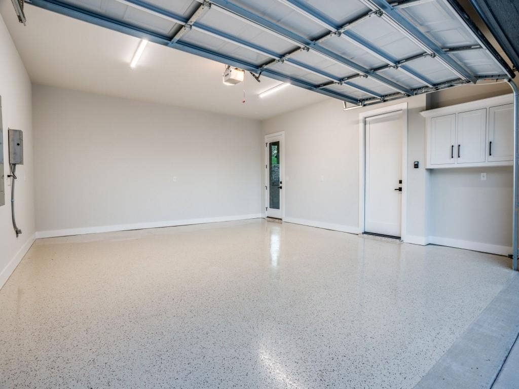 2424 Bellview Circle, Tyler, TX 75709 Separate 2 car and 1 car garages