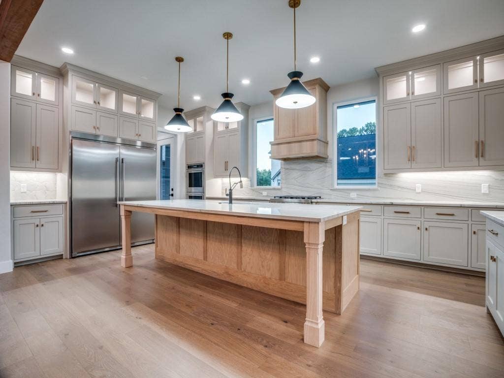 2424 Bellview Circle, Tyler, TX 75709 2424 Bellview Circle, Tyler, TX 75709