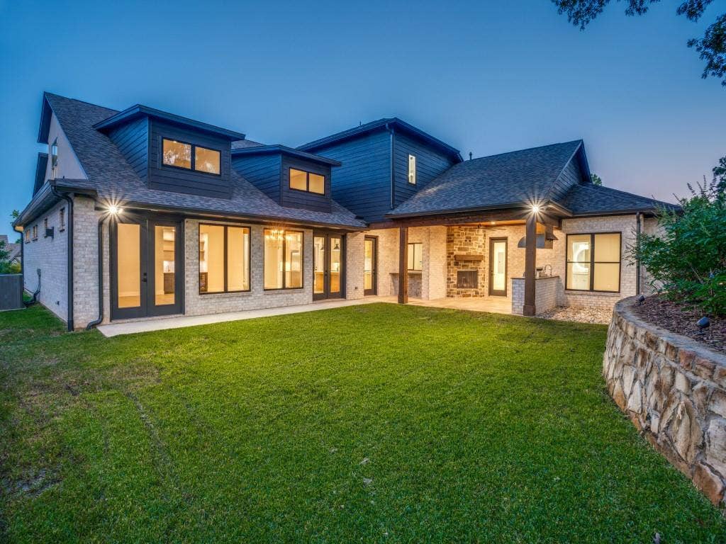 2424 Bellview Circle, Tyler, TX 75709 2424 Bellview Circle, Tyler, TX 75709