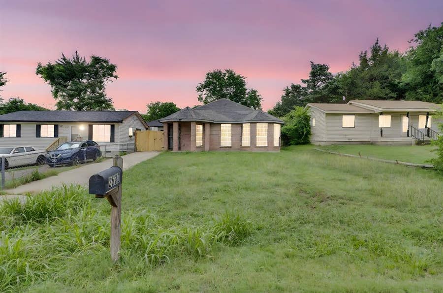 Property photo for 2520 Fatima Avenue, Dallas, TX