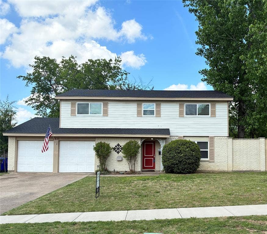Property photo for 2823 Ermine Way, Farmers Branch, TX