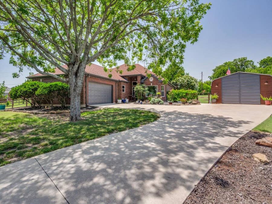 Property photo for 122 Collin Court, Prosper, TX
