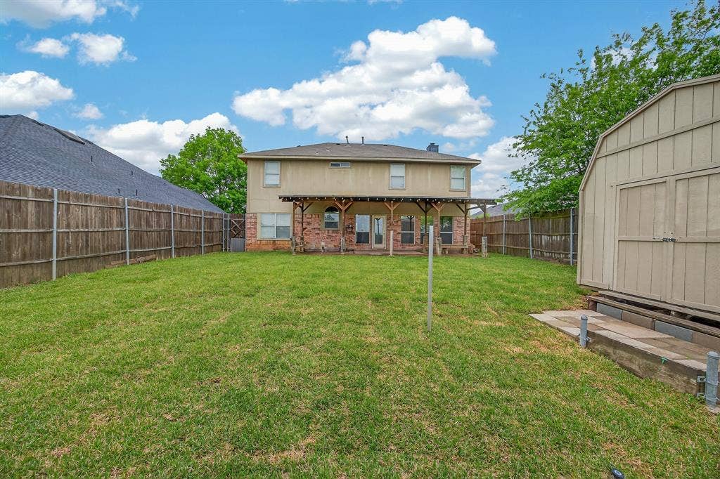 2233 San Simeon Drive, Mesquite, TX 75181 2233 San Simeon Drive, Mesquite, TX 75181