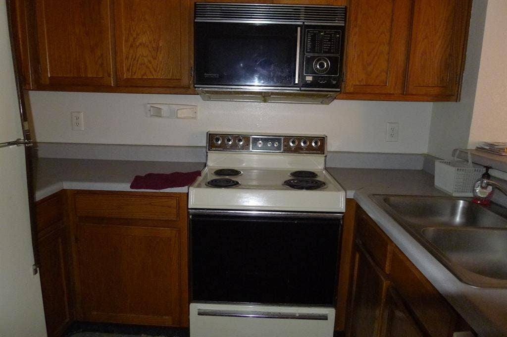 9835 Walnut Street, #107, Dallas, TX 75243 9835 Walnut Street, #107, Dallas, TX 75243
