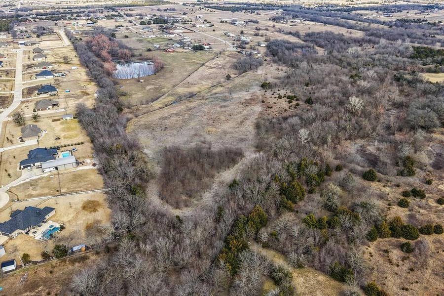 Property photo for 5594 Creekview Drive, Farmersville, TX