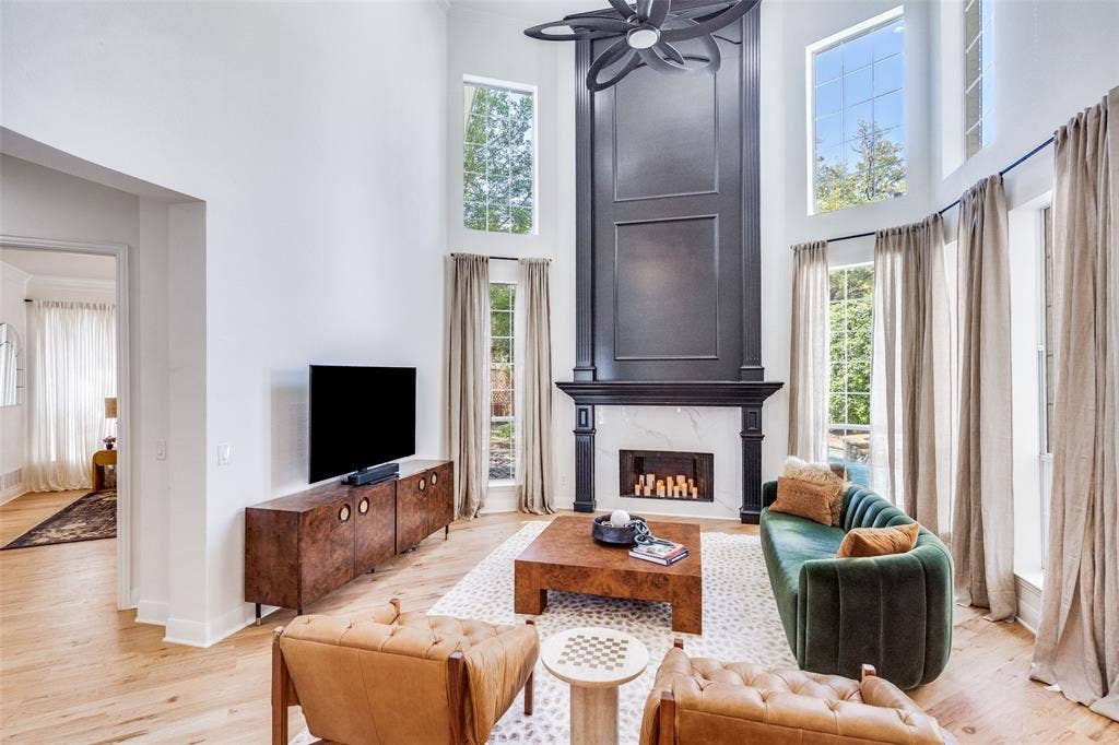 Floor to ceiling hearth is exceptional!