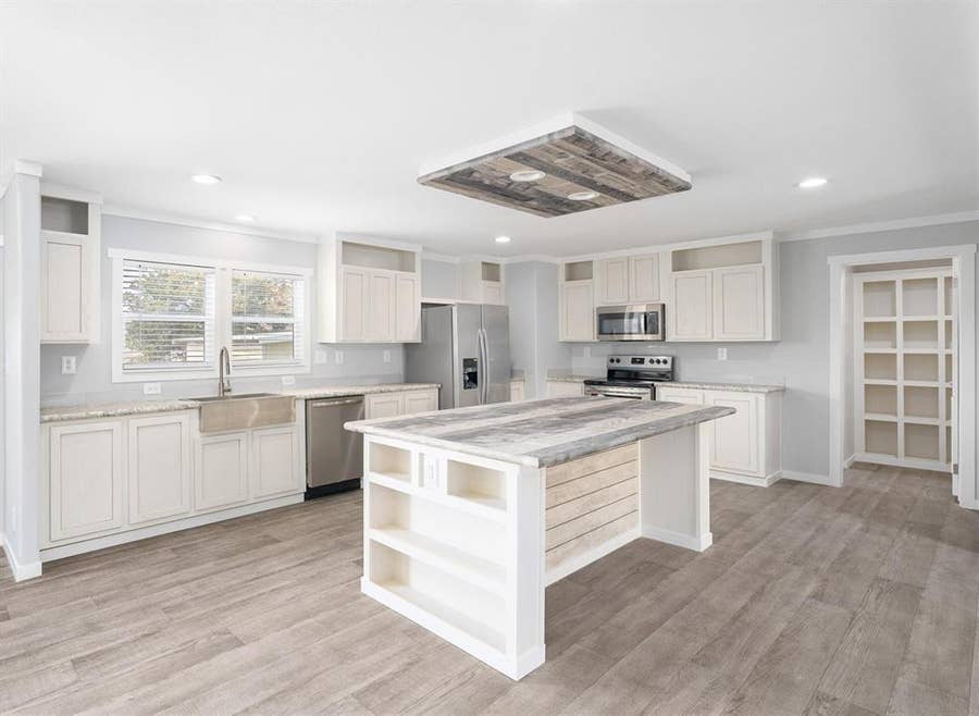 Property photo for 12694 County Road 550, Farmersville, TX