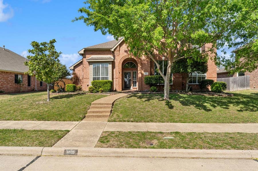 Property photo for 3905 Lakeside Drive, Rowlett, TX