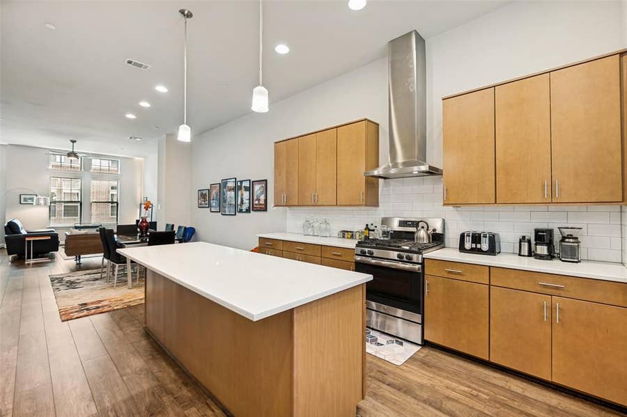 Property photo for 1380 Branchwood Place, Dallas, TX