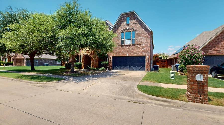 Property photo for 4204 Bent Creek Road, McKinney, TX