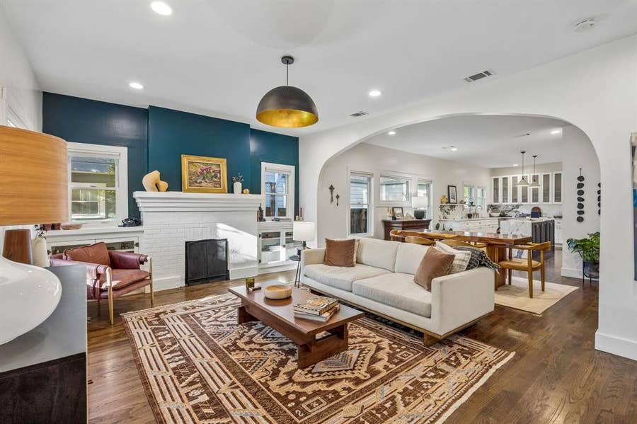 Property photo for 310 N Montclair Avenue, Dallas, TX