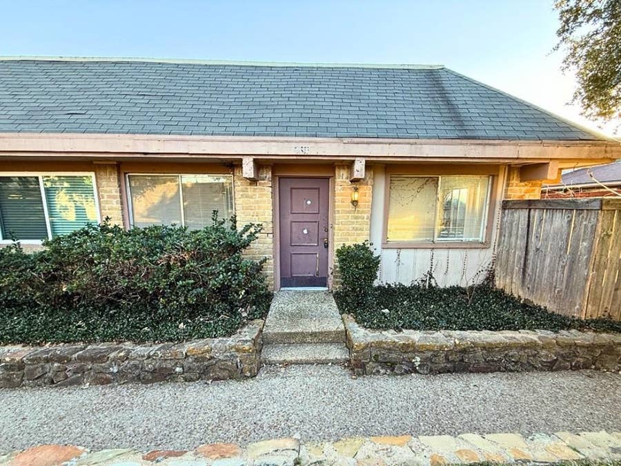 Property photo for 2613 Amherst Court, Irving, TX