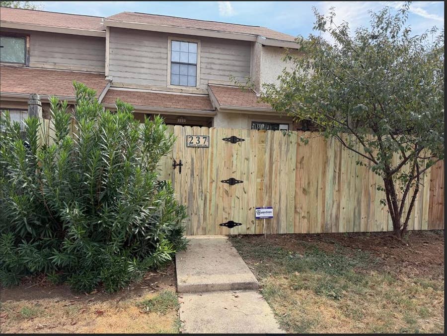Property photo for 237 Shady Lane Drive, Fort Worth, TX