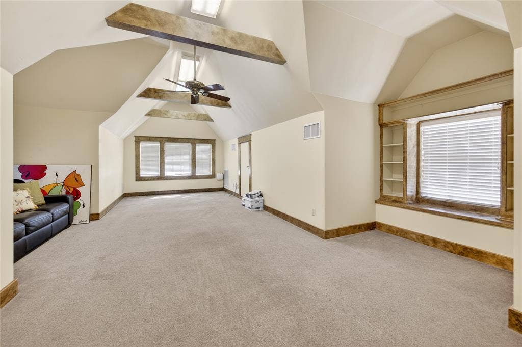 214 E College Street, Athens, TX 75751 214 E College Street, Athens, TX 75751